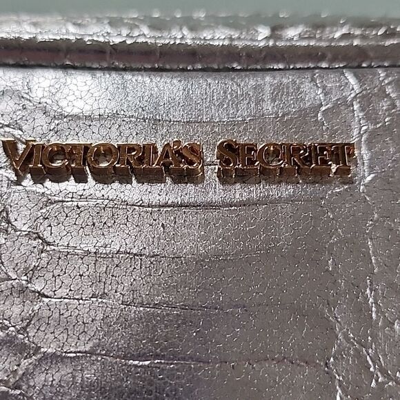 5/$20 NWOT- Victoria's Secret Crossbody Bag - Picture 4 of 9